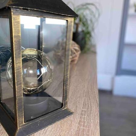 Studio Spacieux Proche Du Centre Ville Montceau-les-Mines Exteriér fotografie